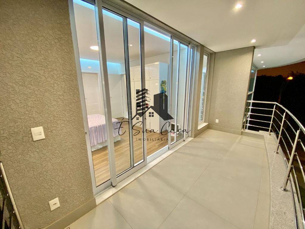 Casa à venda com 4 quartos, 450m² - Foto 9