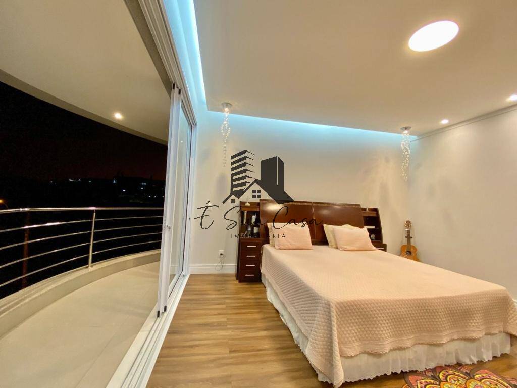 Casa à venda com 4 quartos, 450m² - Foto 10