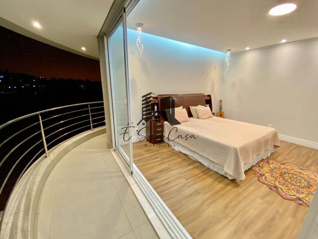 Casa à venda com 4 quartos, 450m² - Foto 11