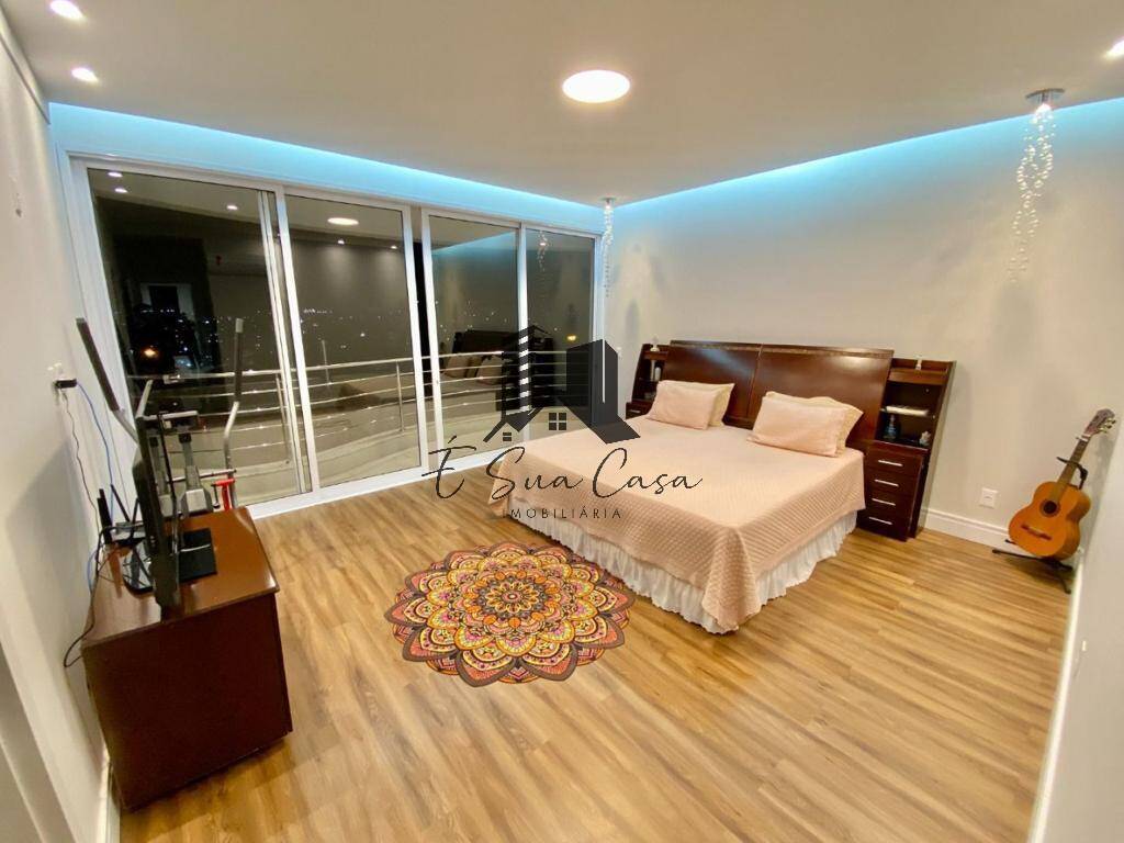 Casa à venda com 4 quartos, 450m² - Foto 31