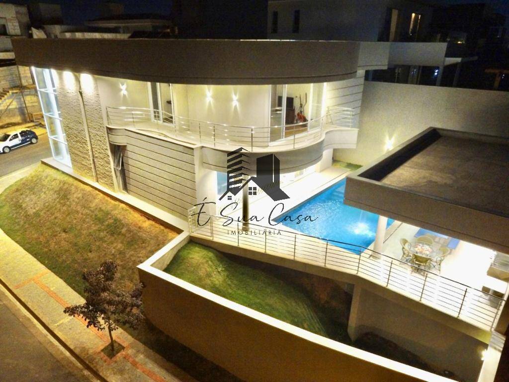 Casa, 4 quartos, 450 m² - Foto 1