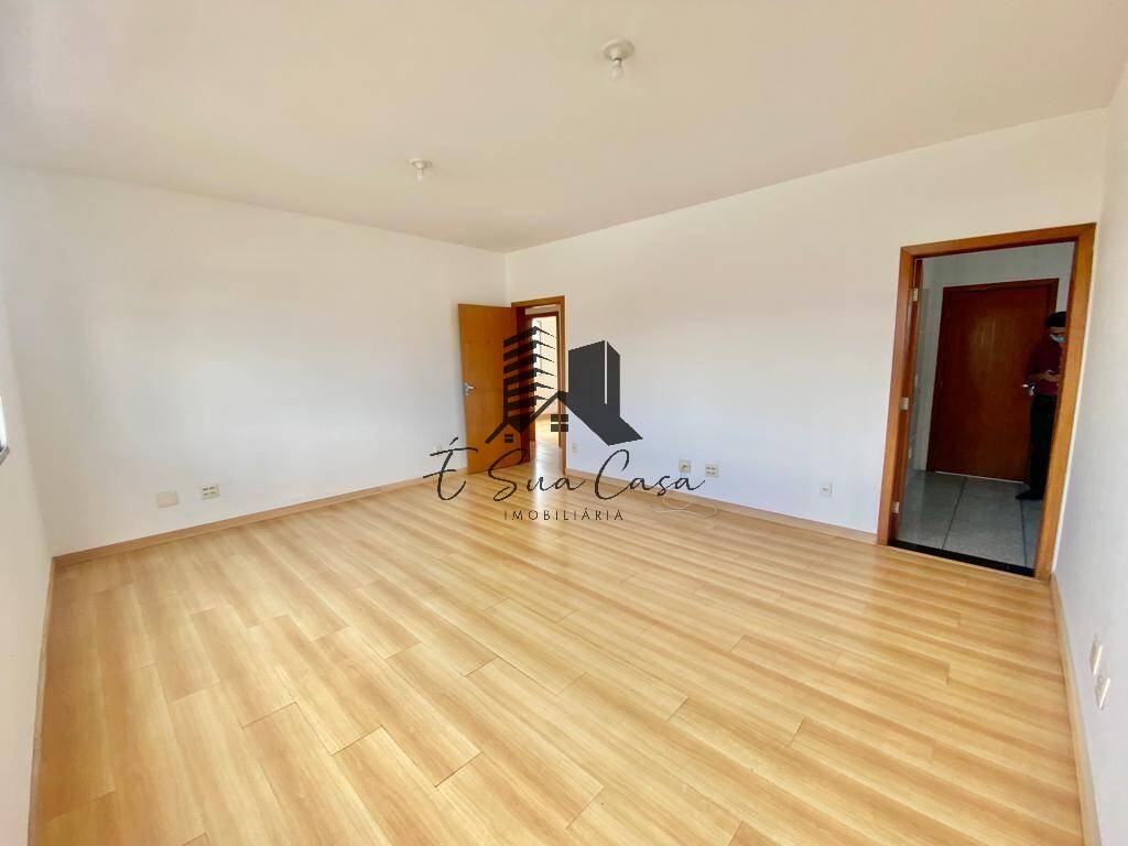 Apartamento à venda com 3 quartos, 86m² - Foto 3