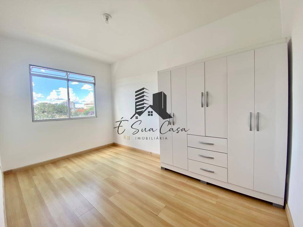 Apartamento à venda com 3 quartos, 86m² - Foto 14