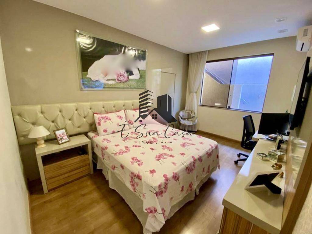 Casa à venda com 3 quartos, 210m² - Foto 8