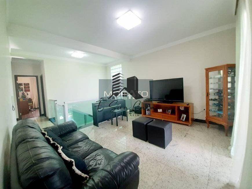 Casa à venda com 4 quartos, 950m² - Foto 19