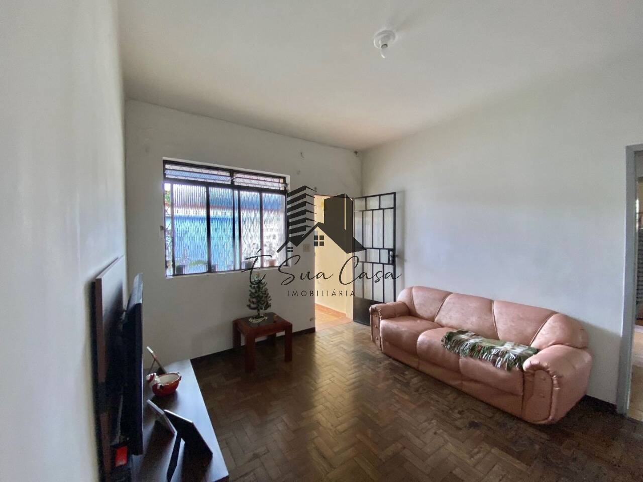 Casa à venda com 3 quartos, 227m² - Foto 9