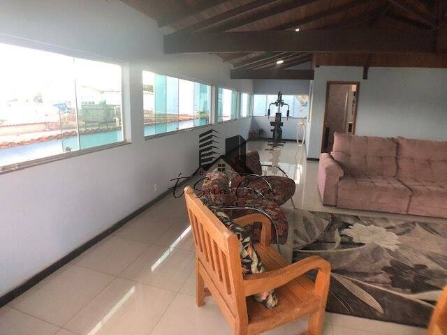 Casa à venda com 4 quartos, 143m² - Foto 17