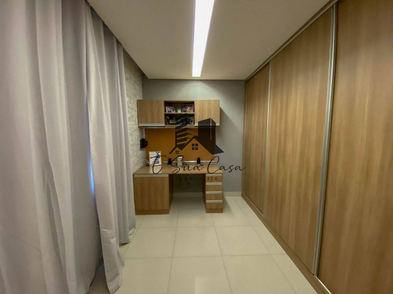 Casa à venda com 4 quartos, 300m² - Foto 20