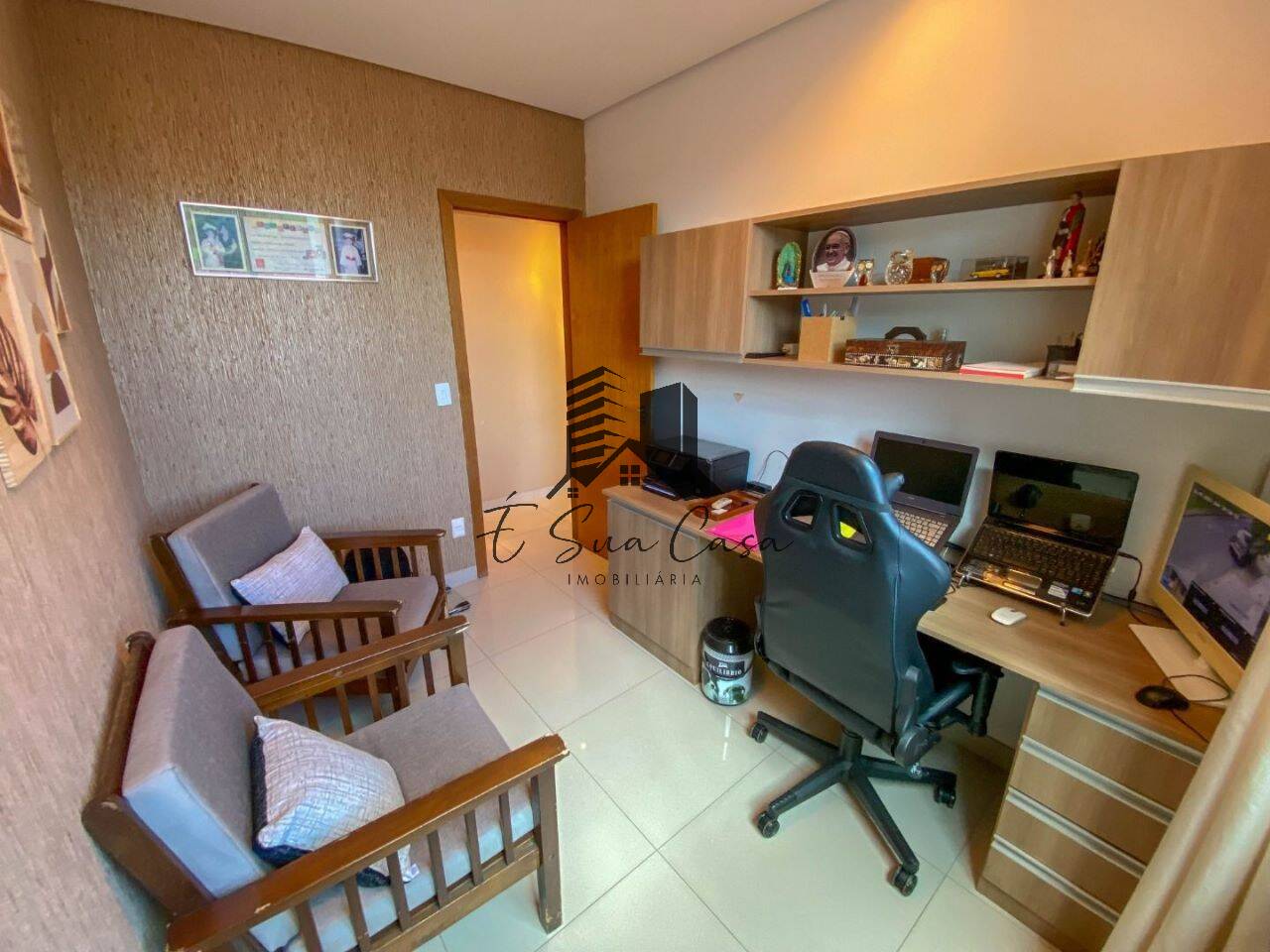 Casa à venda com 4 quartos, 300m² - Foto 19