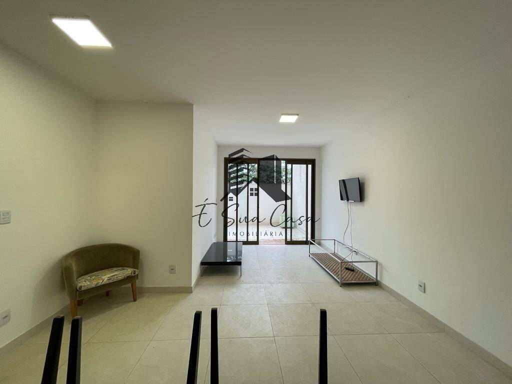 Apartamento à venda com 3 quartos, 64m² - Foto 3