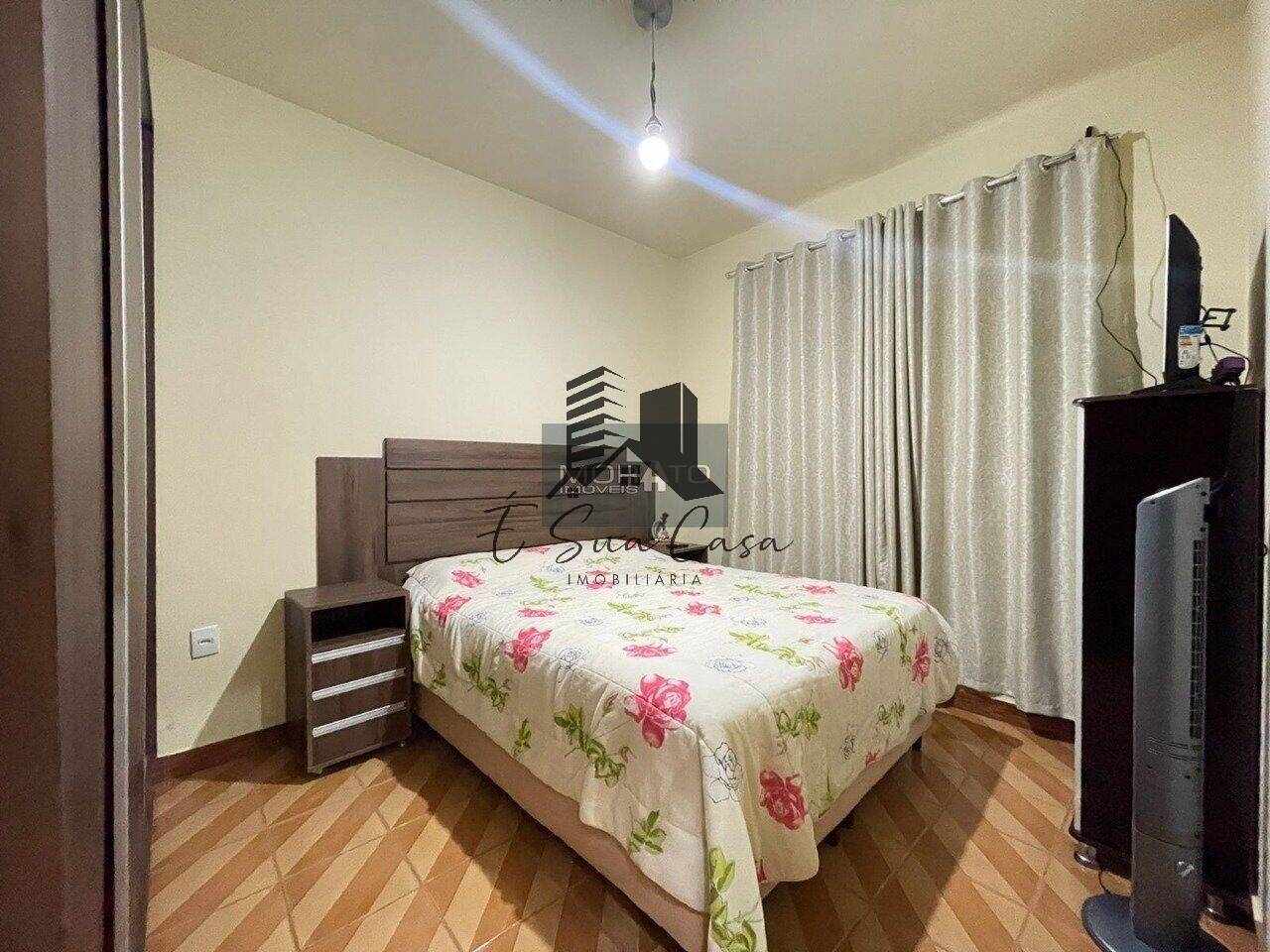 Casa à venda com 3 quartos, 200m² - Foto 8