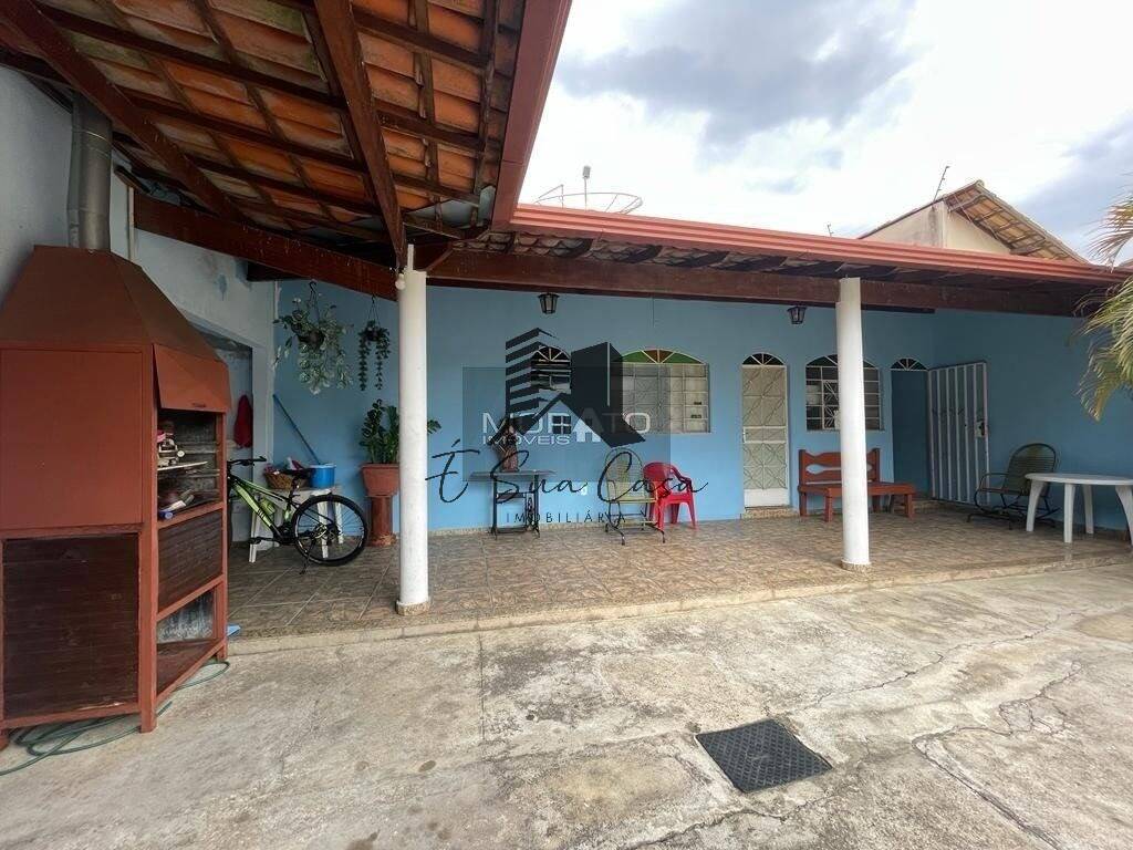 Casa à venda com 3 quartos, 200m² - Foto 21