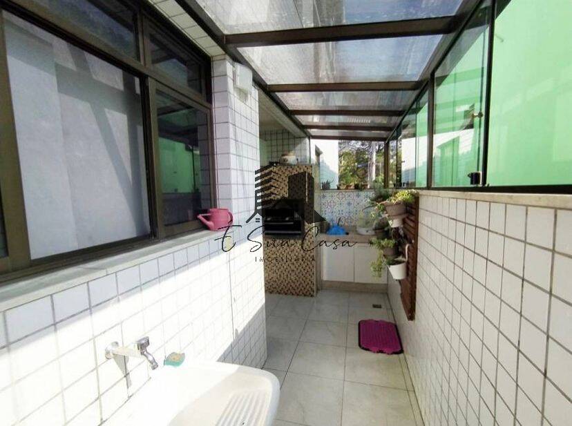 Apartamento à venda com 3 quartos, 142m² - Foto 15