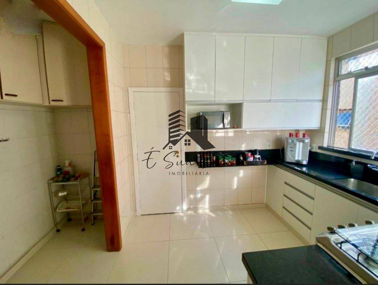 Apartamento à venda com 4 quartos, 184m² - Foto 14