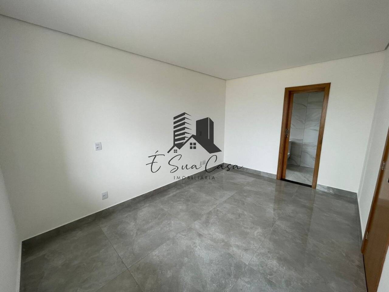 Apartamento à venda com 2 quartos, 92m² - Foto 12