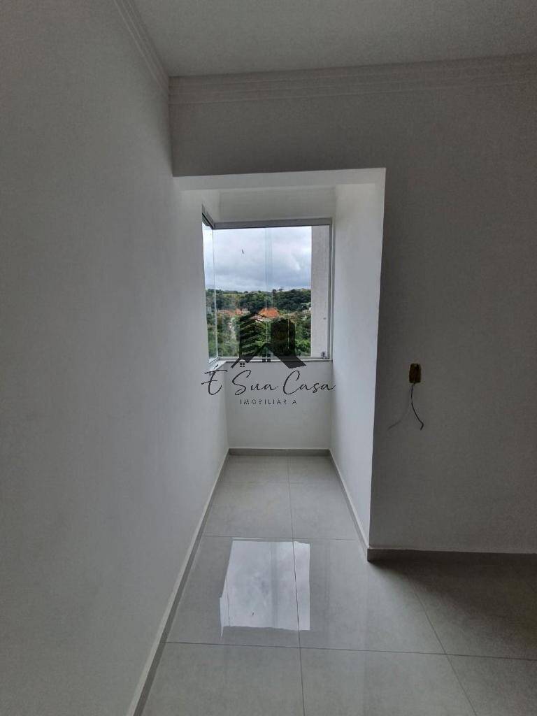 Apartamento à venda com 2 quartos, 47m² - Foto 3