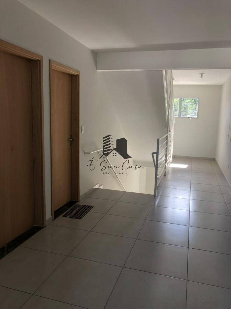 Apartamento à venda com 3 quartos, 68m² - Foto 3