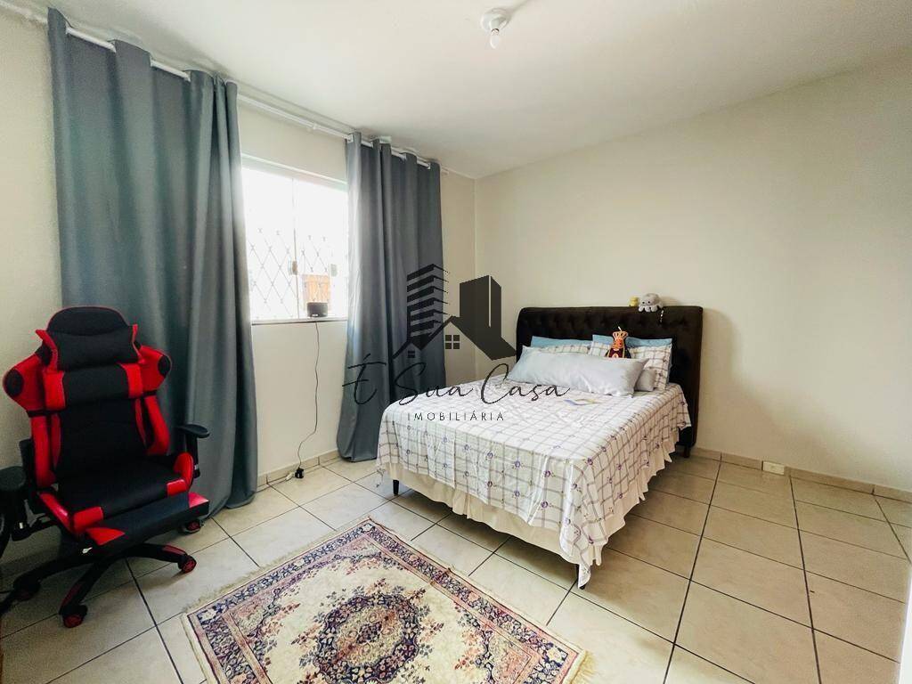 Casa à venda com 3 quartos, 360m² - Foto 14