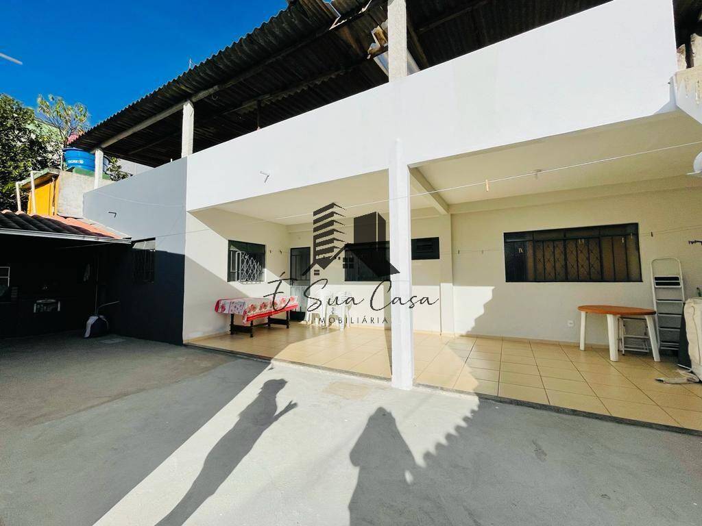 Casa à venda com 3 quartos, 360m² - Foto 19