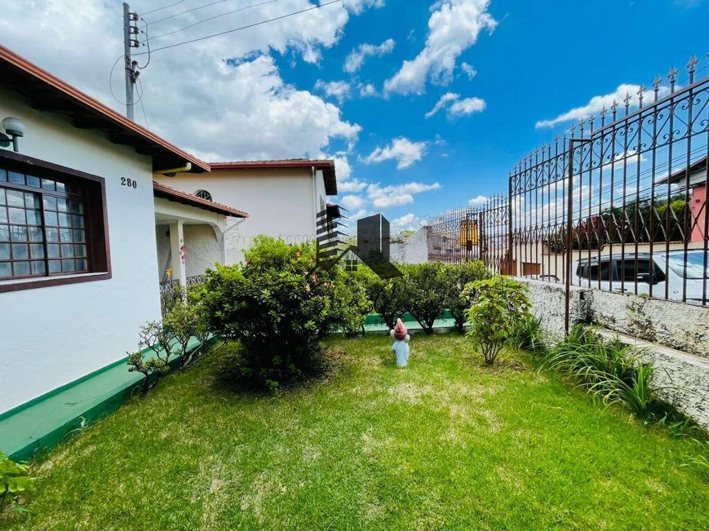 Casa à venda com 4 quartos, 331m² - Foto 5