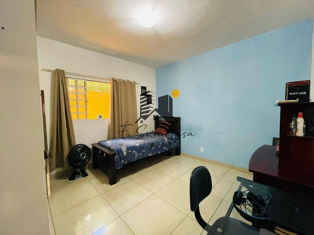 Casa à venda com 4 quartos, 331m² - Foto 19