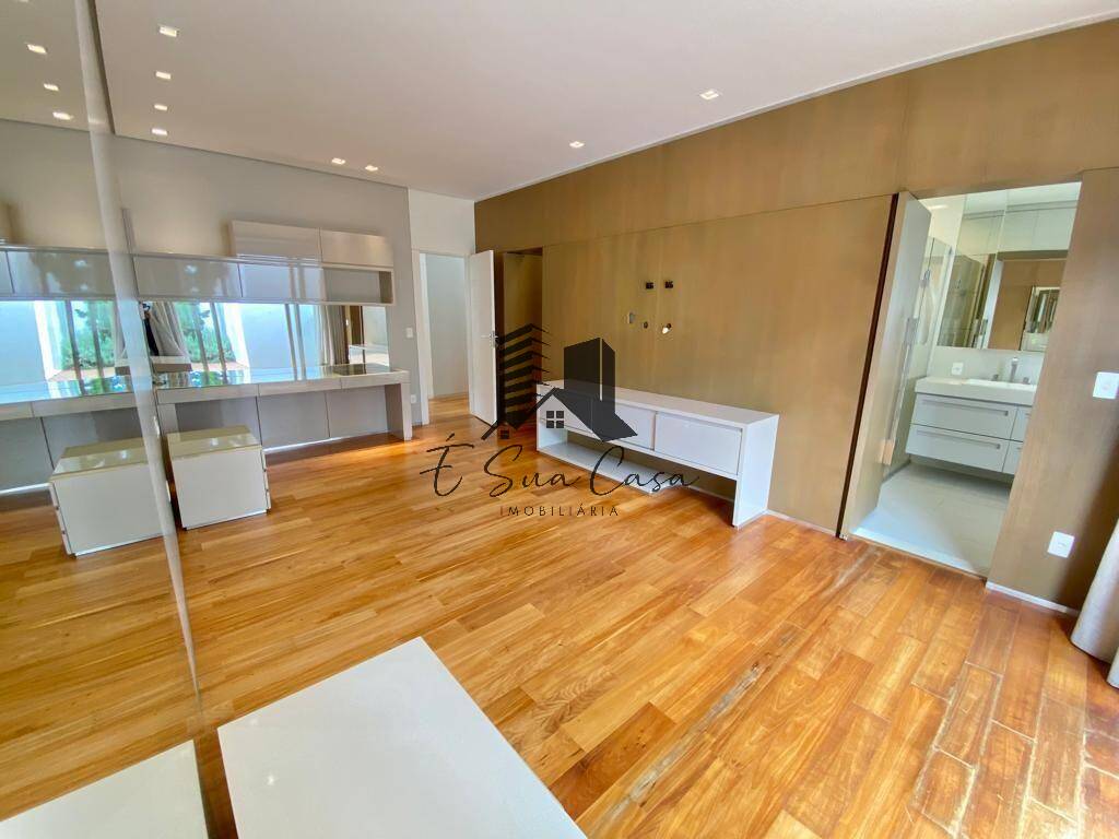 Casa à venda com 4 quartos, 340m² - Foto 14