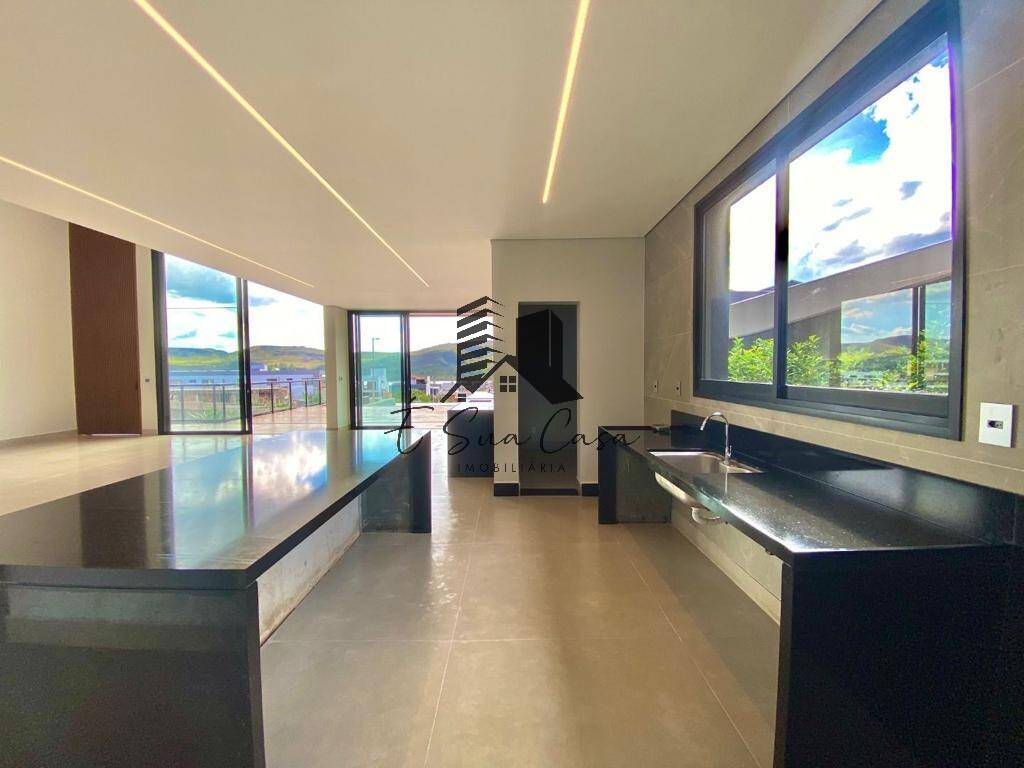 Casa à venda com 4 quartos, 434m² - Foto 14