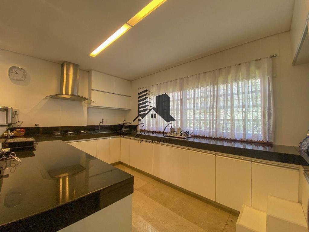 Casa à venda com 4 quartos, 360m² - Foto 10