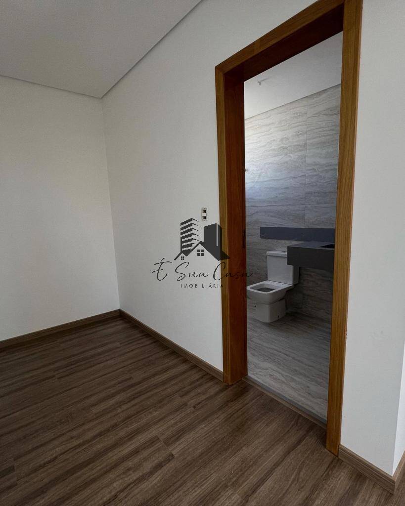 Apartamento à venda com 3 quartos, 150m² - Foto 6