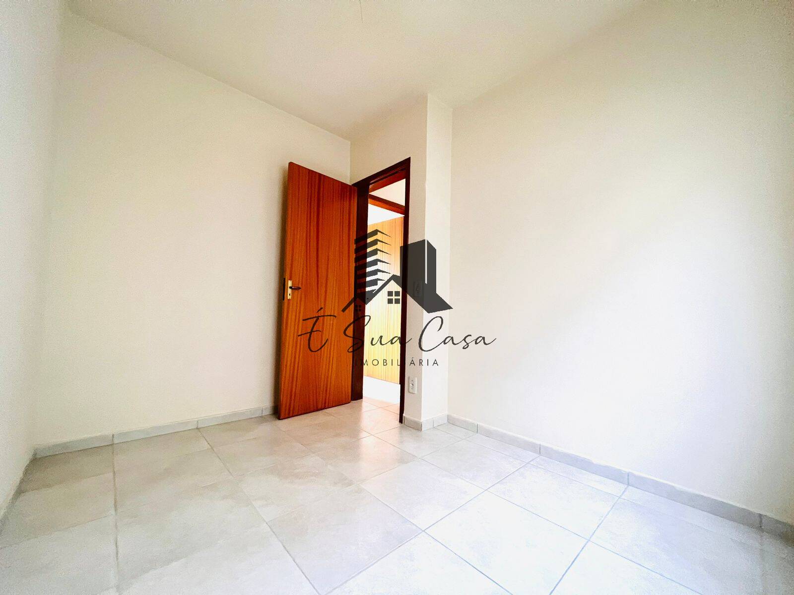 Apartamento à venda com 2 quartos, 100m² - Foto 13