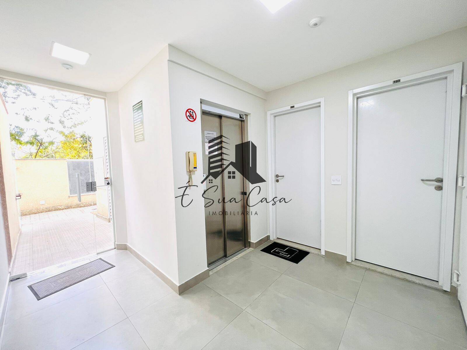 Cobertura à venda com 3 quartos, 130m² - Foto 4