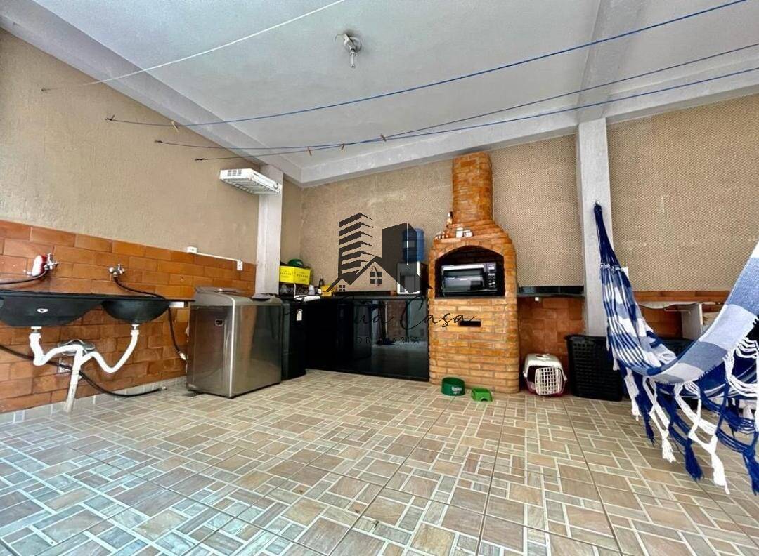 Casa à venda com 3 quartos, 250m² - Foto 26