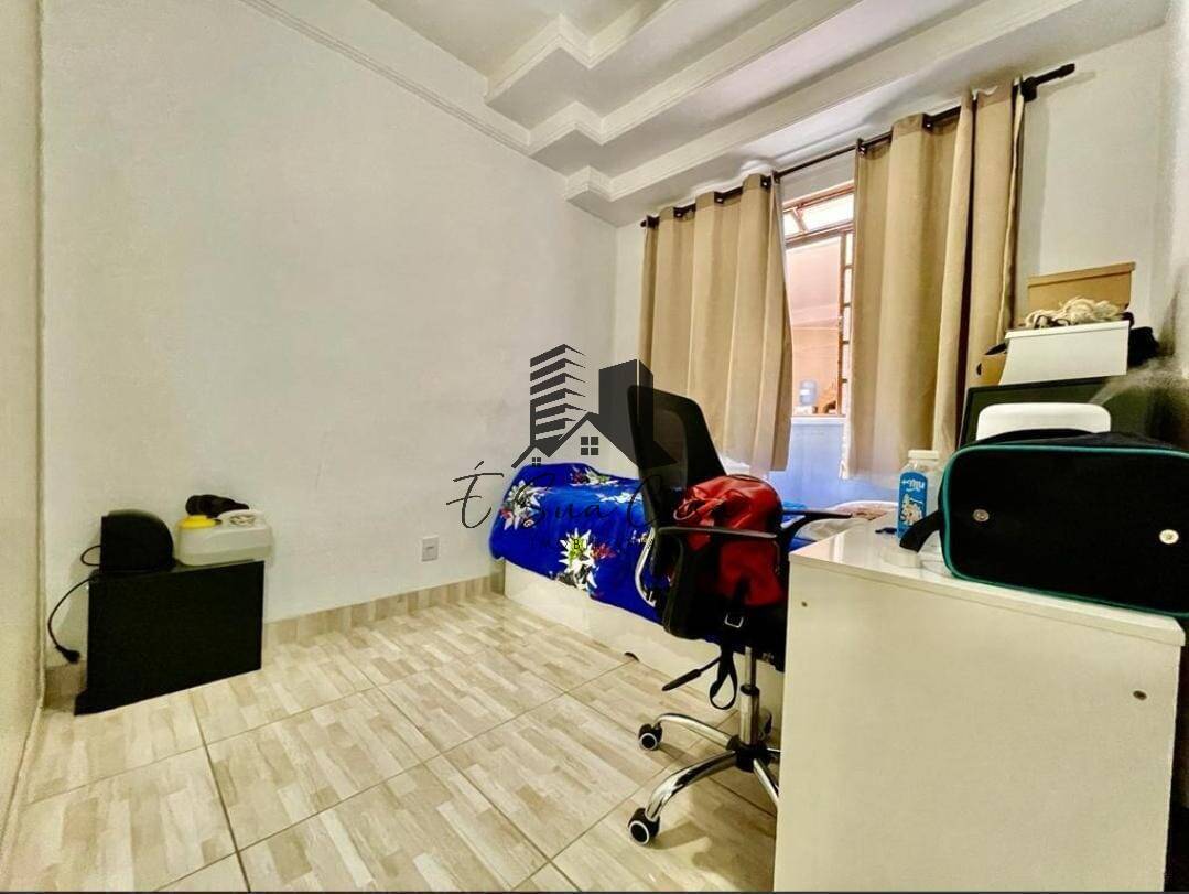 Casa à venda com 3 quartos, 250m² - Foto 6