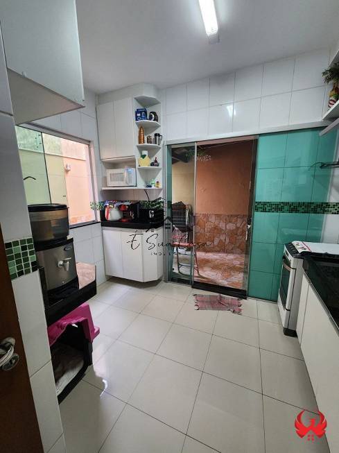 Casa à venda com 3 quartos, 140m² - Foto 7