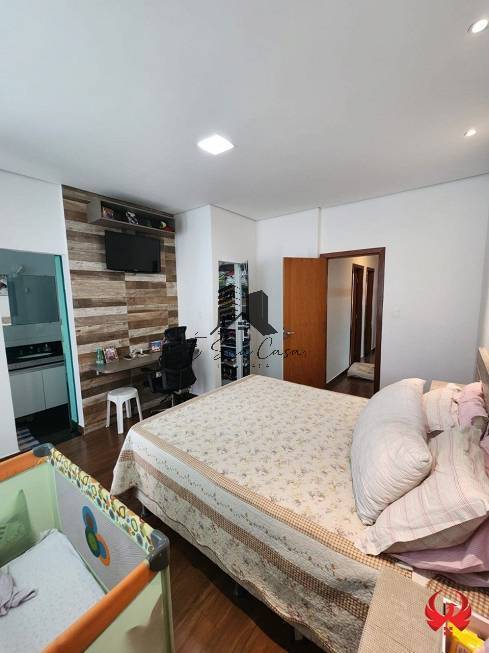 Casa à venda com 3 quartos, 140m² - Foto 22