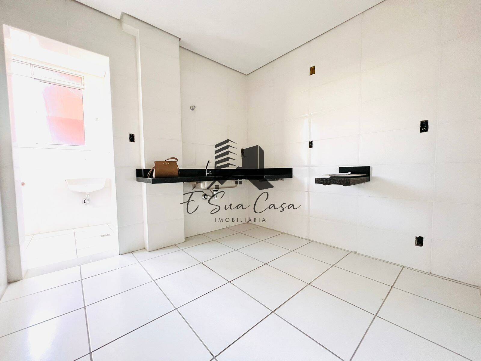 Apartamento à venda com 2 quartos, 50m² - Foto 4