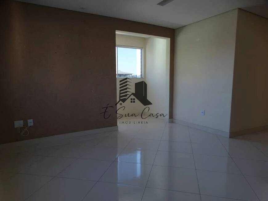 Apartamento à venda com 2 quartos, 72m² - Foto 1