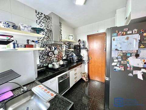 Apartamento à venda com 3 quartos, 95m² - Foto 7