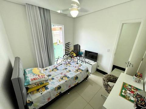 Casa à venda com 3 quartos, 200m² - Foto 10