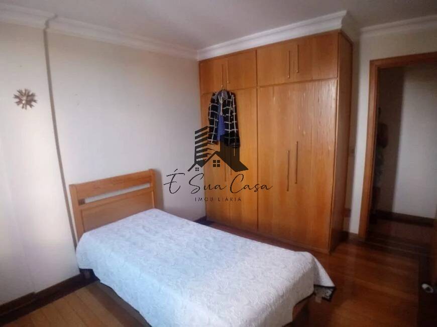 Apartamento à venda com 4 quartos, 224m² - Foto 9