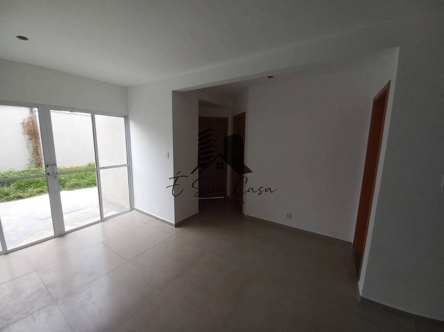 Apartamento à venda com 3 quartos, 80m² - Foto 4