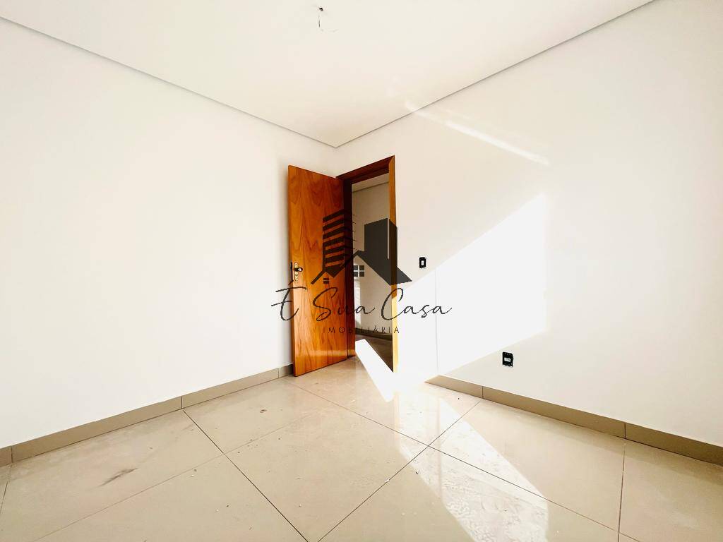 Apartamento à venda com 3 quartos, 196m² - Foto 32