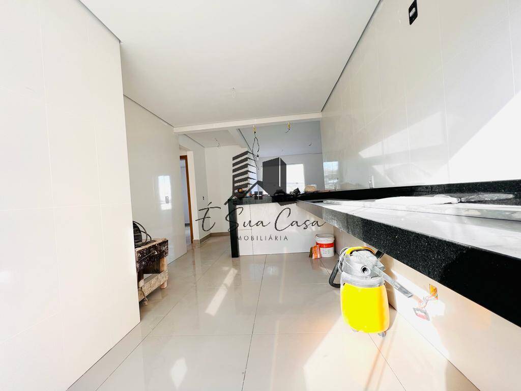 Apartamento à venda com 3 quartos, 196m² - Foto 19