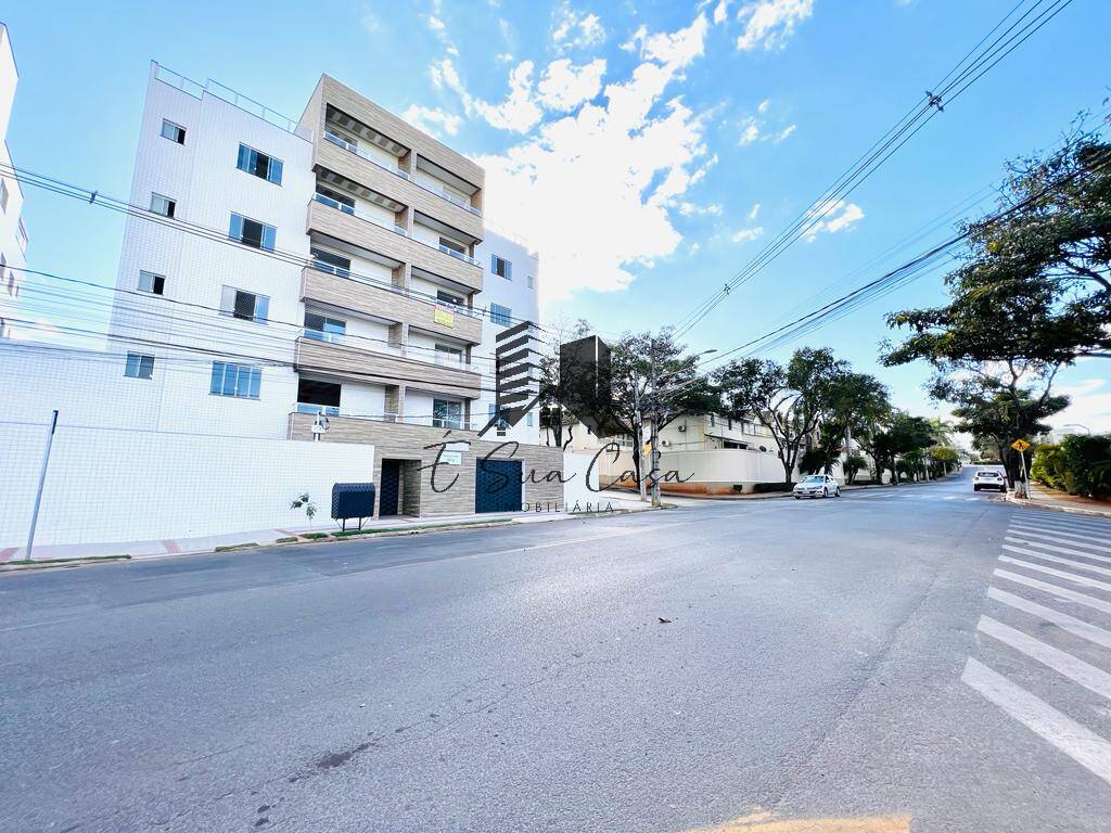 Apartamento à venda com 3 quartos, 196m² - Foto 44