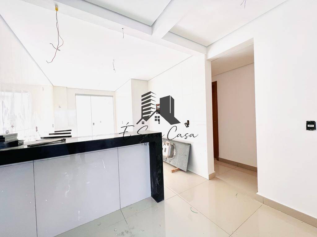 Apartamento à venda com 3 quartos, 196m² - Foto 13