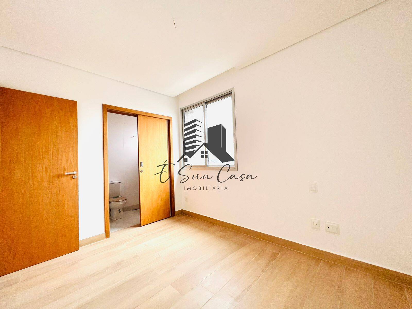 Apartamento à venda com 2 quartos, 65m² - Foto 19