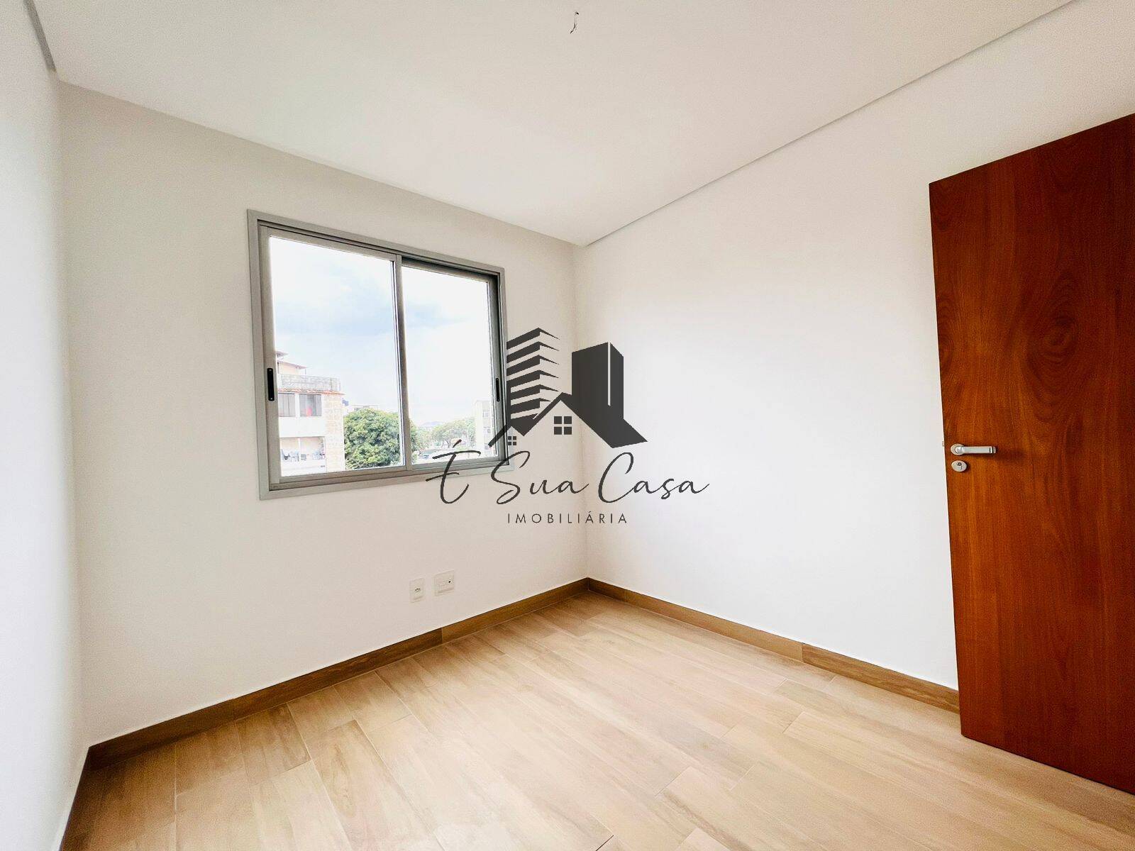 Apartamento à venda com 2 quartos, 65m² - Foto 45