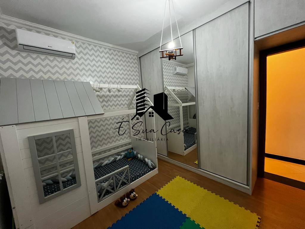 Casa à venda com 3 quartos, 240m² - Foto 18