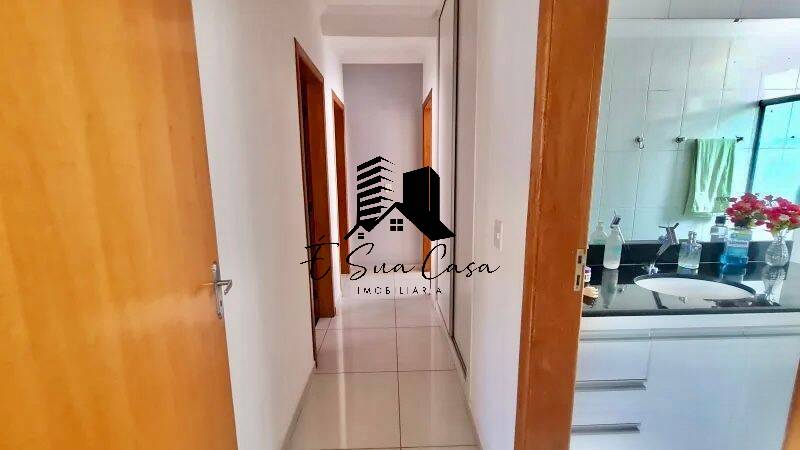 Apartamento à venda com 3 quartos, 98m² - Foto 9