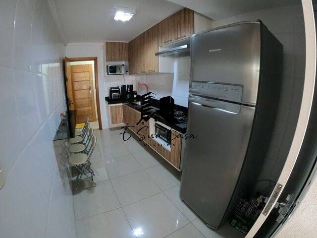 Apartamento à venda com 3 quartos, 212m² - Foto 4